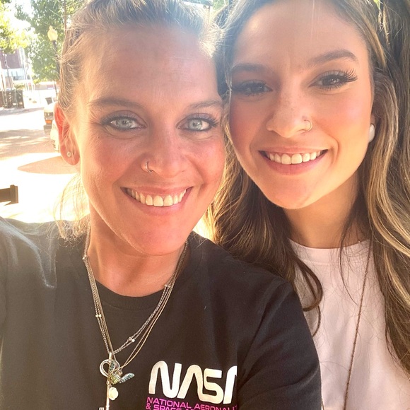 Like this to be notified when I go live! - Picture 8 of 8